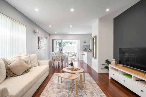 NEW Furnish, 3 Min SYD Airport, 1 Min Walk Beach - Hervey Bay Accommodation 3