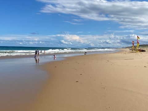 NEW Upmarket OCEAN 3Bed 2Bath Unit - 250m 2 BUDDINA BEACH! - Hervey Bay Accommodation 1