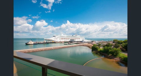 NEW - ZEN AT THE WATERFRONT - Luxury Waterfront Holiday Home For Families & Friends - Hervey Bay Accommodation 3