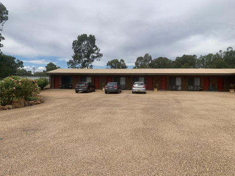Newell Motor Inn Narrandera - Hervey Bay Accommodation 3