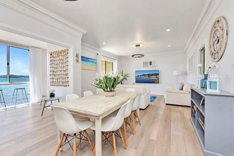 New Property Silverwater Serenity Shores Absolute Waterfront On The Lake - Tourism Hervey Bay 2