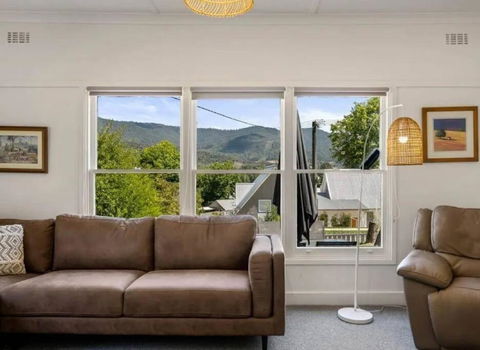 Mount Beauty 3BR Home - Tourism Hervey Bay 3