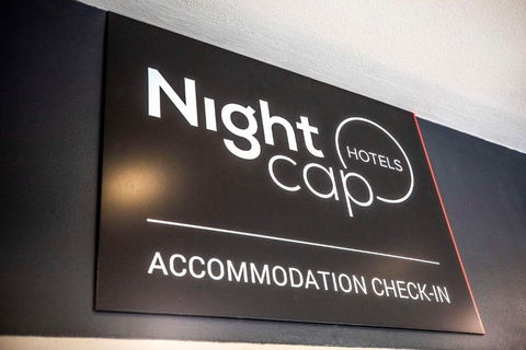 Nightcap At High Flyer Hotel - Tourism Hervey Bay 3