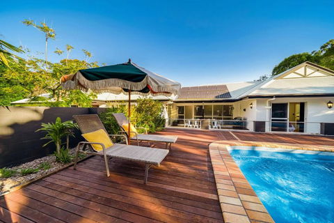 Ninderry Manor-Spectacular Hinterland Retreat - Tourism Hervey Bay 2