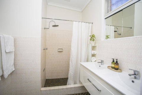 NOR214 - Northstead Coastal Charm - Hervey Bay Accommodation 3