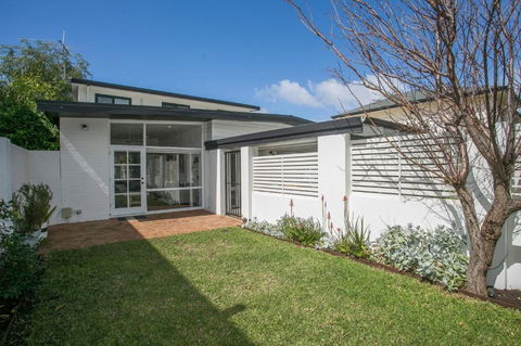 NOR214 - Northstead Coastal Charm - Hervey Bay Accommodation 2