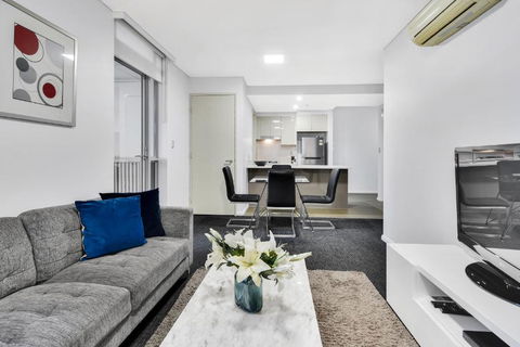 North Sydney Corporate Apartment MIL2251106 - Hervey Bay Accommodation 0