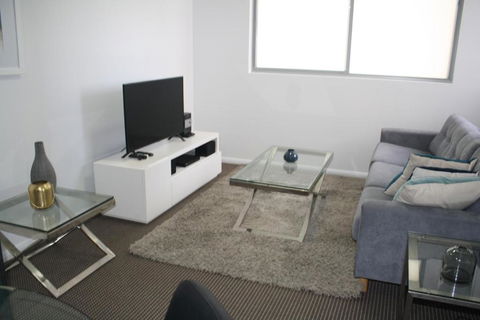 North Sydney Wyndel Apartments-MIL1005 - Hervey Bay Accommodation 1