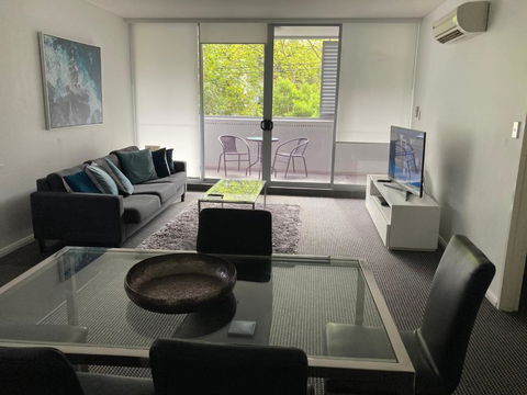 North Sydney Wyndel Apartments-MIL1005 - Hervey Bay Accommodation 0