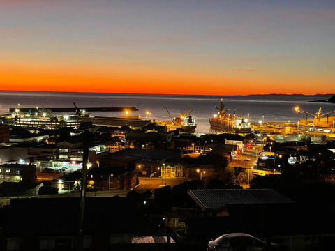 Oakleigh House - Hervey Bay Accommodation 1