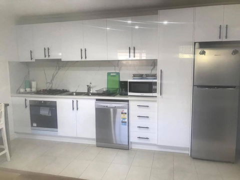Oakleigh Private Unit - Tourism Hervey Bay 0
