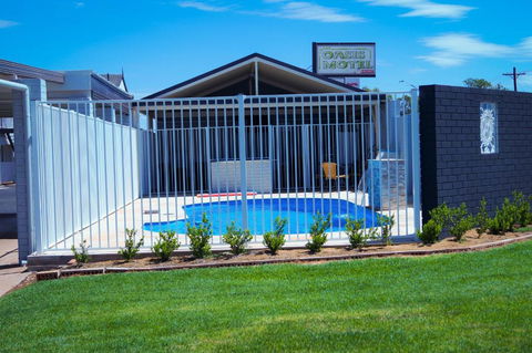 Oasis Motel - Hervey Bay Accommodation 1