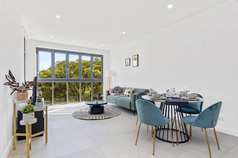 Oasis Near CBD, Close To UNSW & Famous Restaurants - Tourism Hervey Bay 1