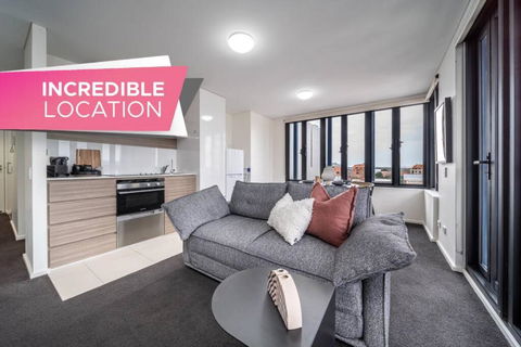Obsidian On Flinders St 1BR Designer East End - Tourism Hervey Bay 0