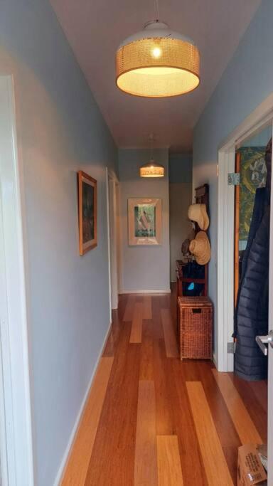 Ocean Blue - Linen, WiFi And Pet Friendly - Tourism Hervey Bay 3