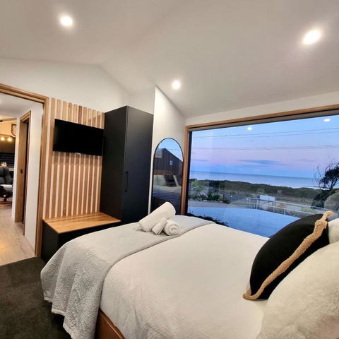 Ocean Breeze Homestays 1 - Tourism Hervey Bay 3