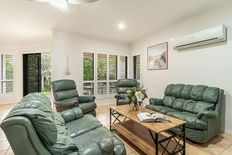 Ocean Links - Beachside Estate - Tourism Hervey Bay 2