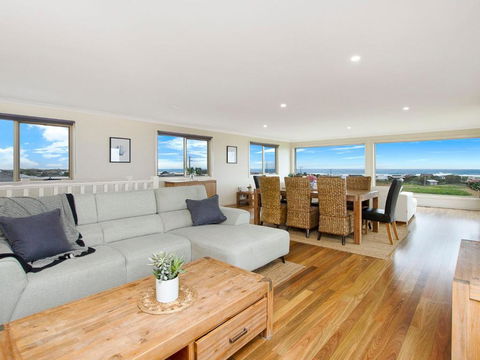 Ocean Mist - Tourism Hervey Bay 0