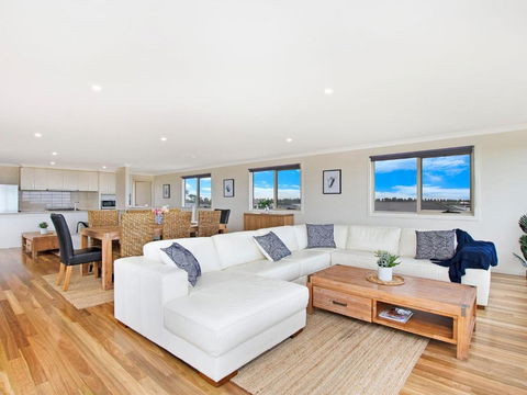 Ocean Mist - Tourism Hervey Bay 2