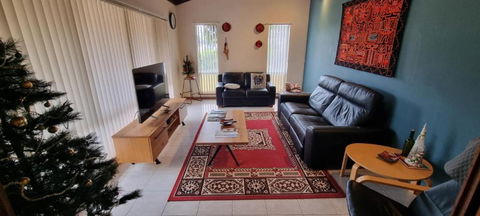 Ocean Street Delight - Hervey Bay Accommodation 2