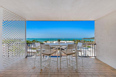 Ocean View Studio 14A - Tourism Hervey Bay 1