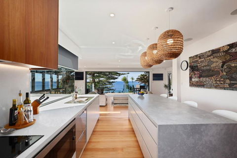Ocean Vistas Spectacular Beach Coastal Views - Tourism Hervey Bay 1