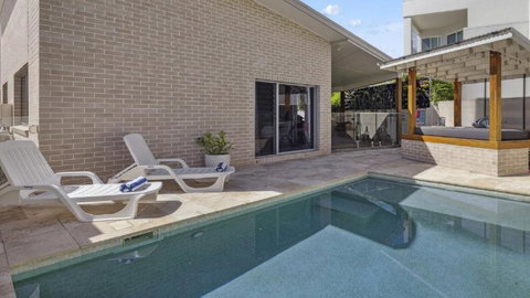 Oceanfront View - Tourism Hervey Bay 1