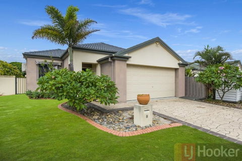 Oceania Beach Paradise LJHooker Yamba - Tourism Hervey Bay 0
