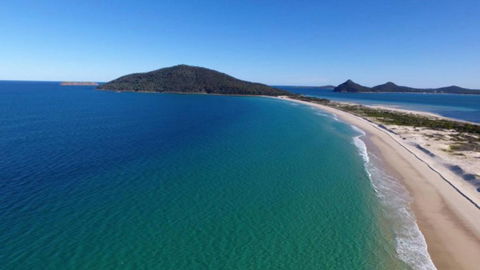 Oceanside Unit 412 - Tourism Hervey Bay 2