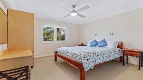Oceanside Unit 412 - Tourism Hervey Bay 3