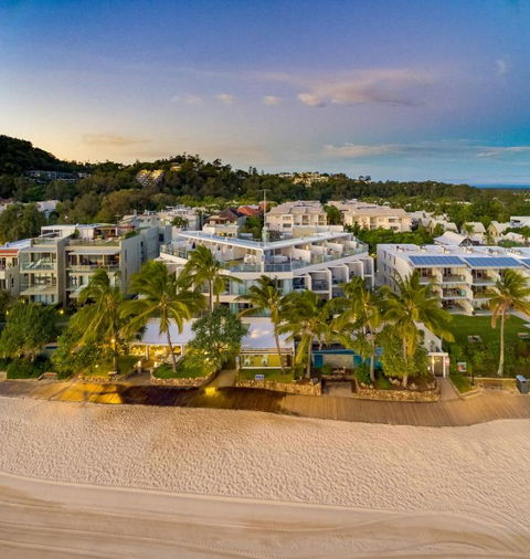On The Beach Noosa Resort - Tourism Hervey Bay 0