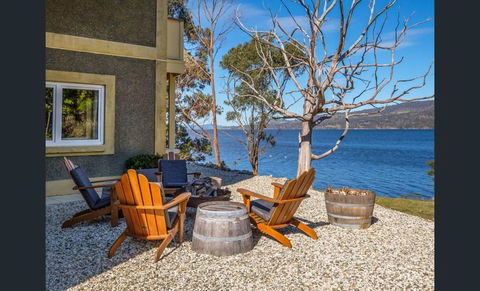 On The Huon River - Hervey Bay Accommodation 3