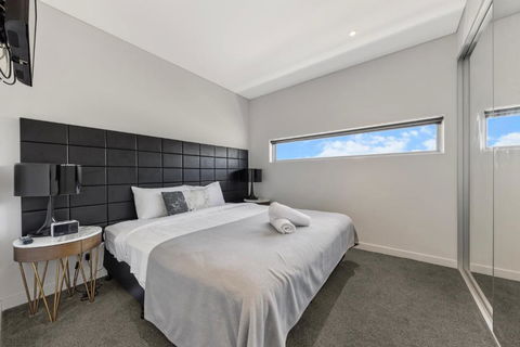 One Bedroom Private Apartment At 88 Archer St Chatswood - Tourism Hervey Bay 1