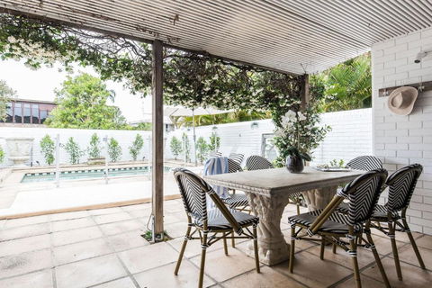 One Marola Is Stylish Privacy In Paradise - Tourism Hervey Bay 1