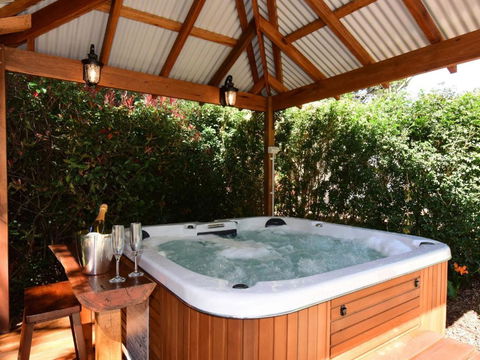 Orange Blossom Retreat - Tourism Hervey Bay 1