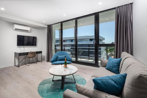Oros Hotel And Apartments - Tourism Hervey Bay 0