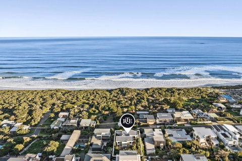 Orton Oceanview Luxury Retreat - Tourism Hervey Bay 3