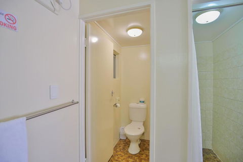 Oscar Motel - Tourism Hervey Bay 3
