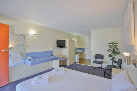 Oscar Motel - Tourism Hervey Bay 2