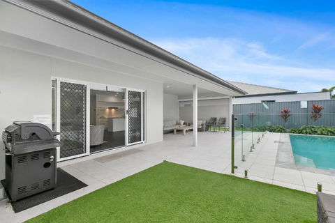 OSPREY ISLAND RETREAT - Hervey Bay Accommodation 1