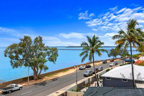 Ospreys At The Pier - Hervey Bay Accommodation 2