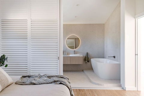 Our Ocean Escape - Tourism Hervey Bay 2