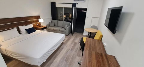 OUYEN MOTEL - Hervey Bay Accommodation 1
