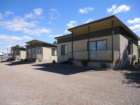 Oval Motel - Murray Bridge - Tourism Hervey Bay 0