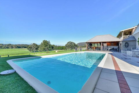 Overflow Downs-Riverside Acreage - Tourism Hervey Bay 0
