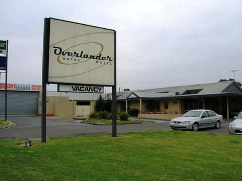 Overlander Hotel Motel - Tourism Hervey Bay 1