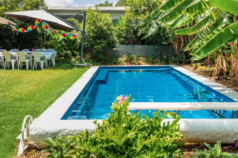 OXLEY Mineral Pool & Private Home SuburbanSTAY - Hervey Bay Accommodation 2