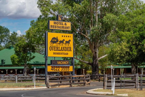 Overlander Homestead Motel - Tourism Hervey Bay 0