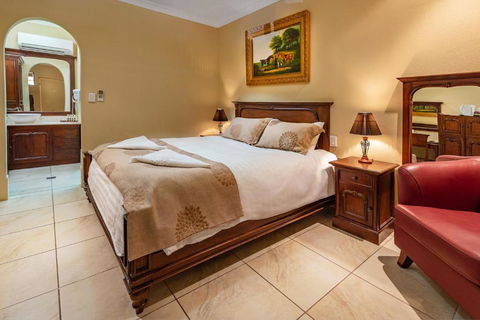 Overlander Homestead Motel - Tourism Hervey Bay 3