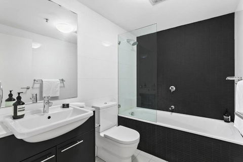 OXLST - St Leonards Sophistication Everything At Doorstep - Hervey Bay Accommodation 2
